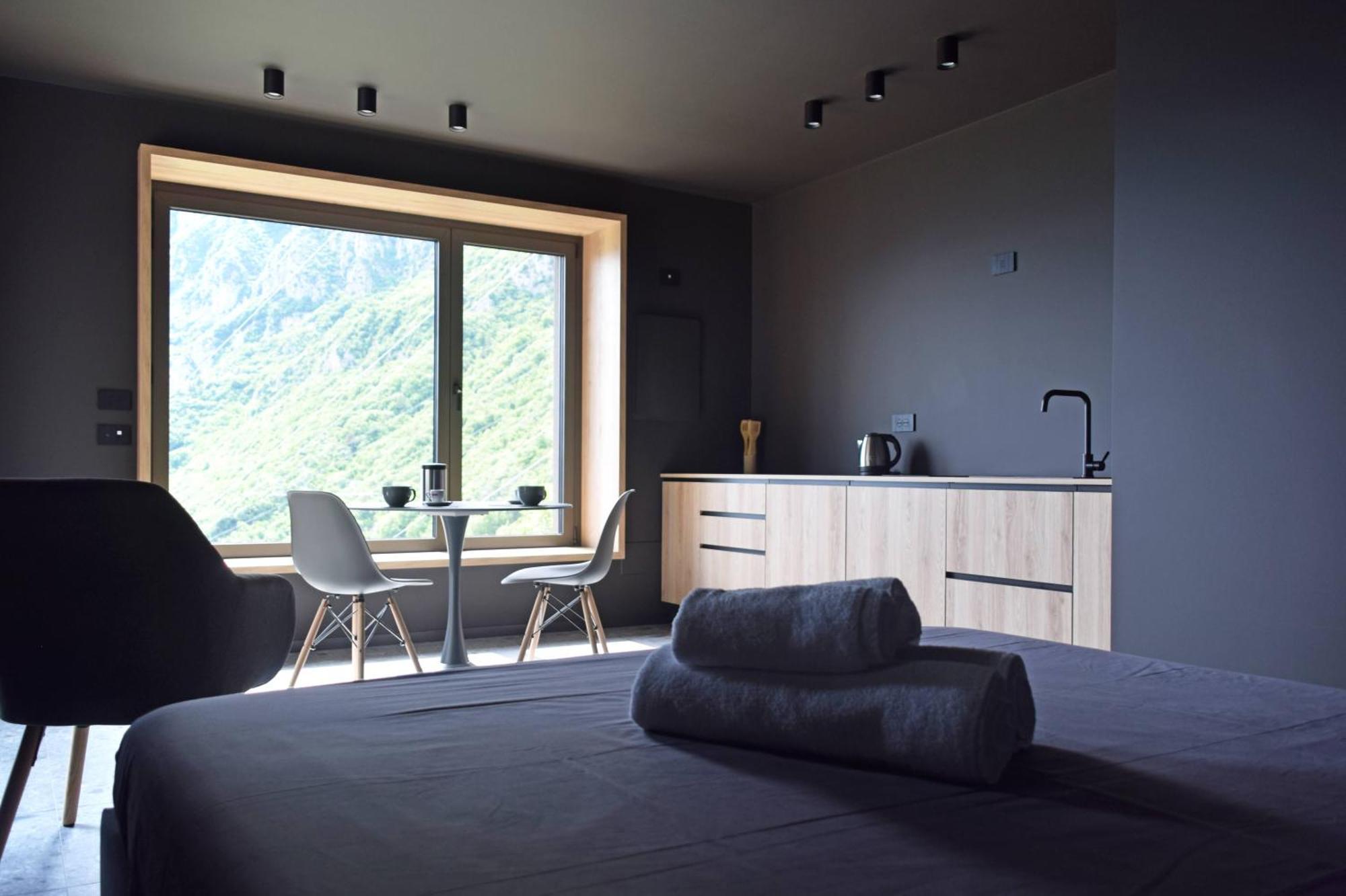 La Casa Di Cesare Hotel Rogno Buitenkant foto